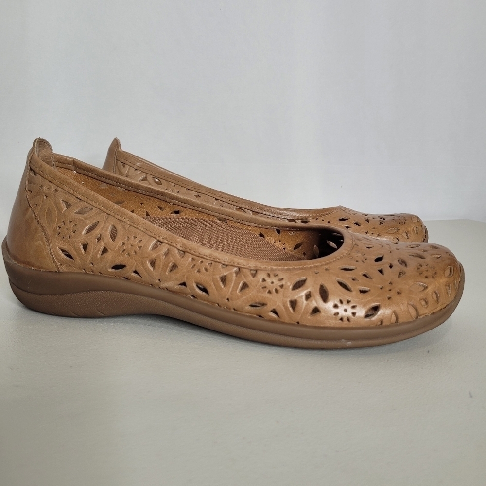 David Tate Sela Tan Laser Cut Ballet Flats - Size 11 WW